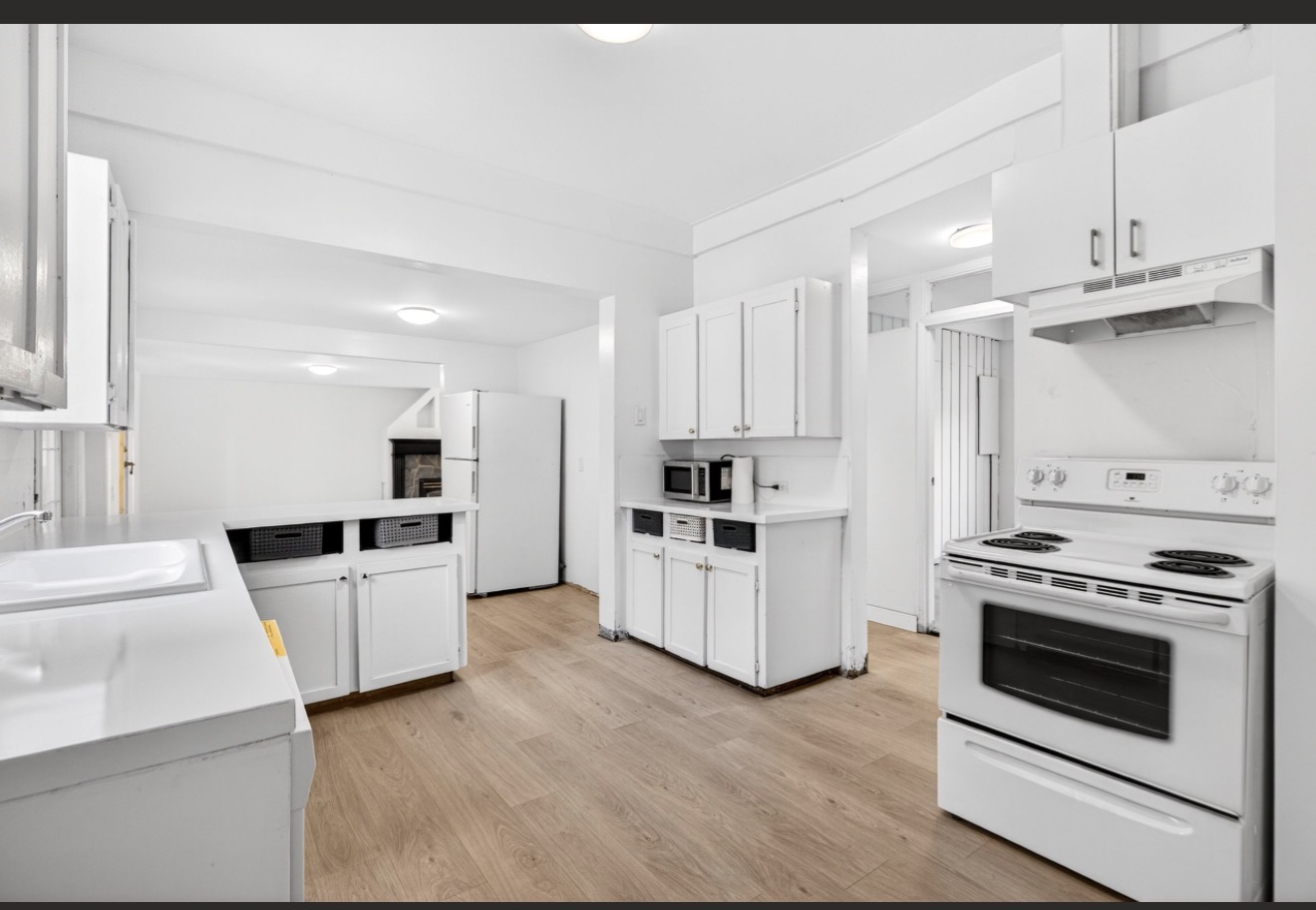 12822 229 Street - Main