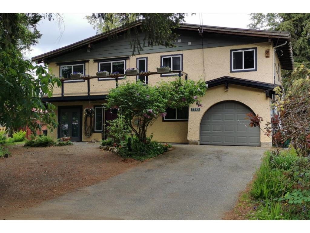 7532 Robin Crescent